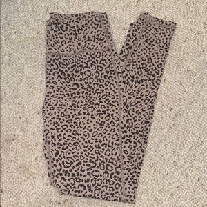 Pink Lily Leopard Print High-Waist Leggings